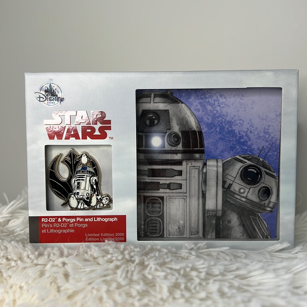 Star Wars Rebels R2-D2 & Porgs Limited Edition Boxed Collector Pin & Lithograph